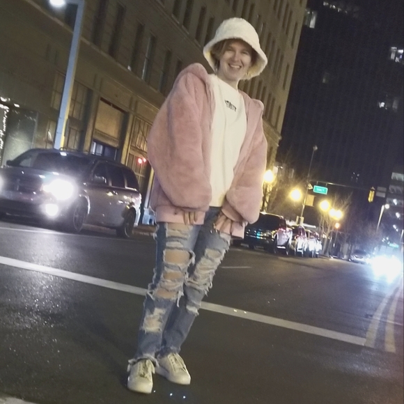 N/A - Picture 2 of 2